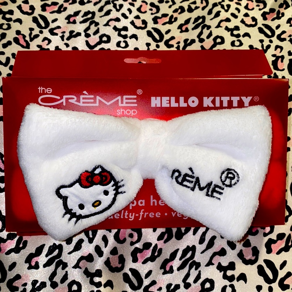 NWT The Creme Shop x Hello Kitty Plush Spa Headband